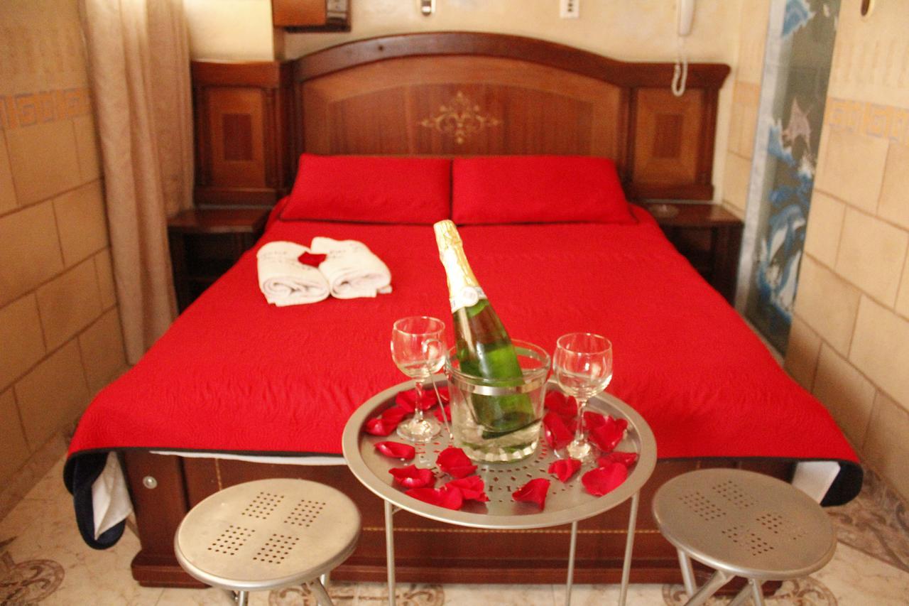 Motel Piramides De Cristal Bogotá Zewnętrze zdjęcie