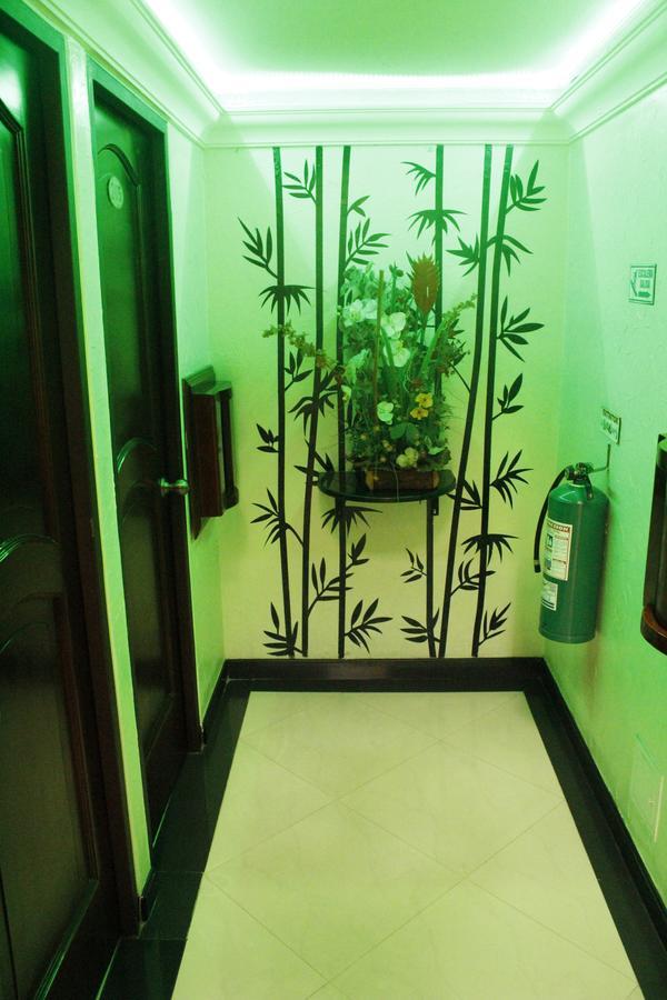 Motel Piramides De Cristal Bogotá Zewnętrze zdjęcie