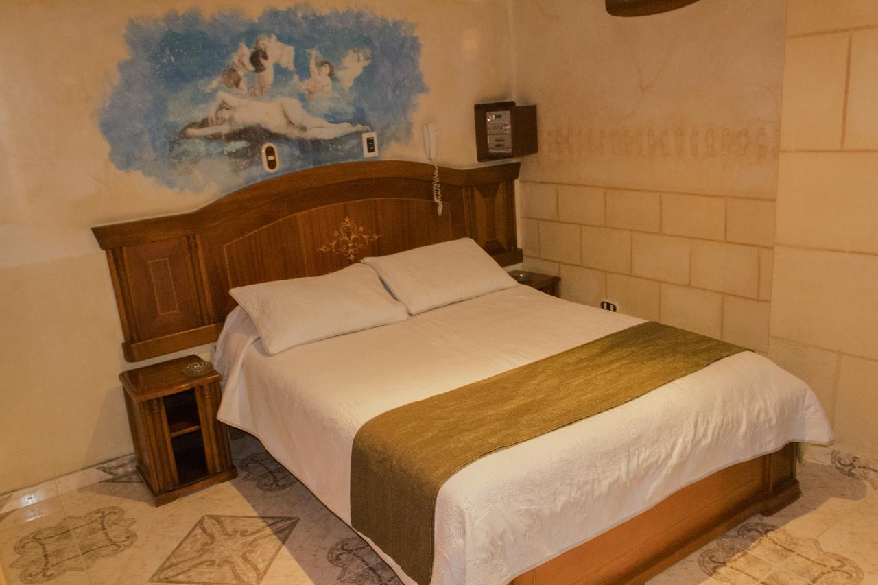 Motel Piramides De Cristal Bogotá Zewnętrze zdjęcie